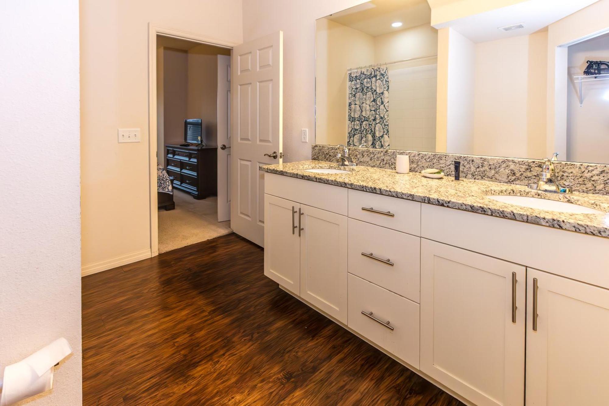 Ferienhaus Elegant, Spacious 3bedroom Near Attractions Hot Tub Pool & Gym Kissimmee