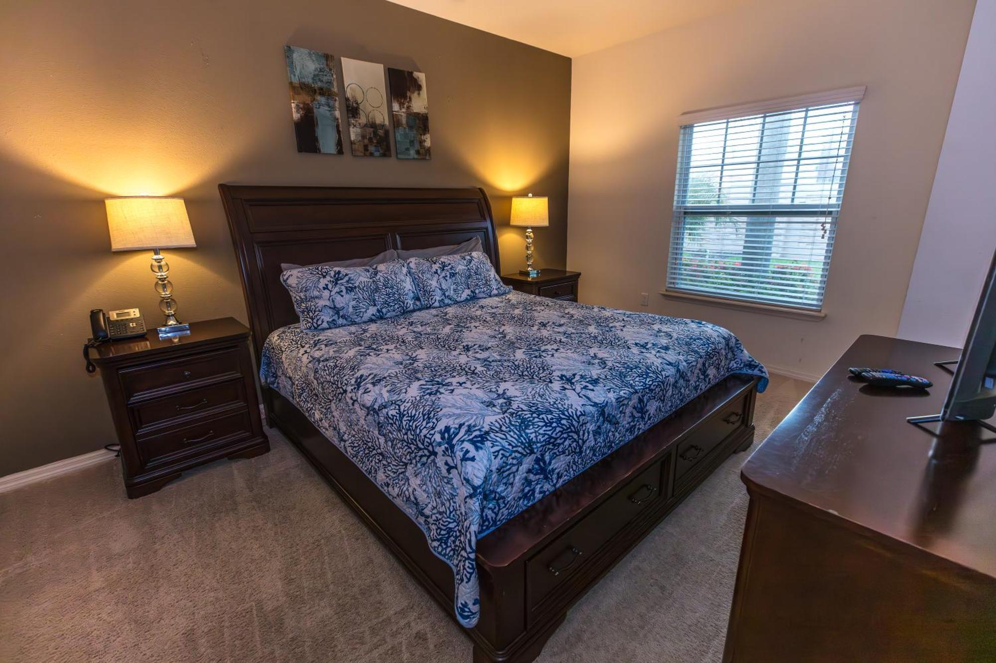 Ferienhaus Elegant, Spacious 3bedroom Near Attractions Hot Tub Pool & Gym Kissimmee